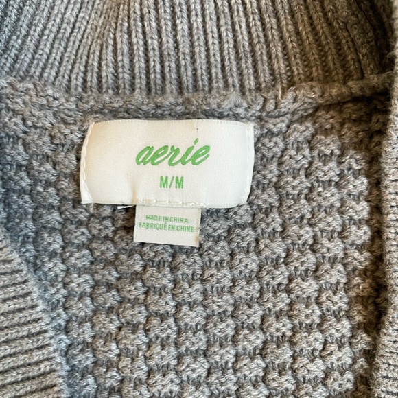 Aerie Cozy Gray Button-Up Women Cardigan Sweater Size Medium - Picture 2 of 10